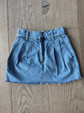Agolde Light Blue Pleated Denim Mini Skirt